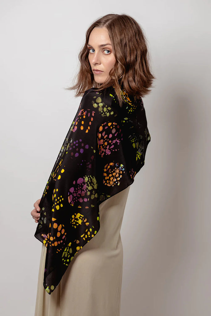 Tinna silk scarf