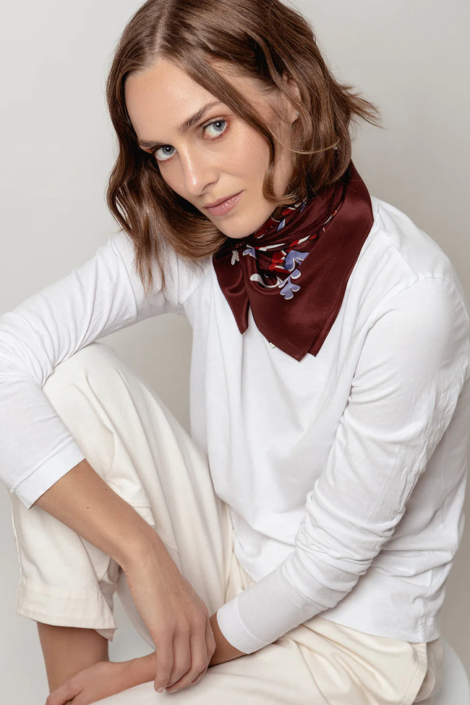 Tófa silk scarf - brown