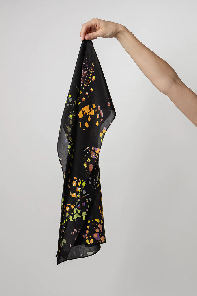 Tinna silk scarf