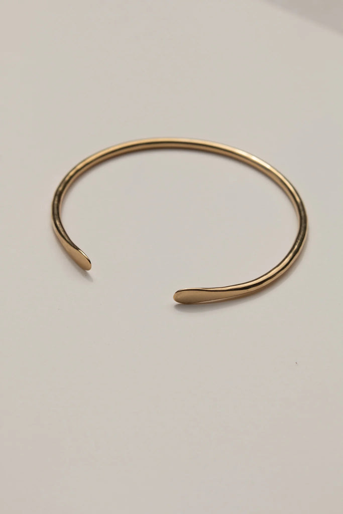 Mawoko armband / endurunnið gull og messing