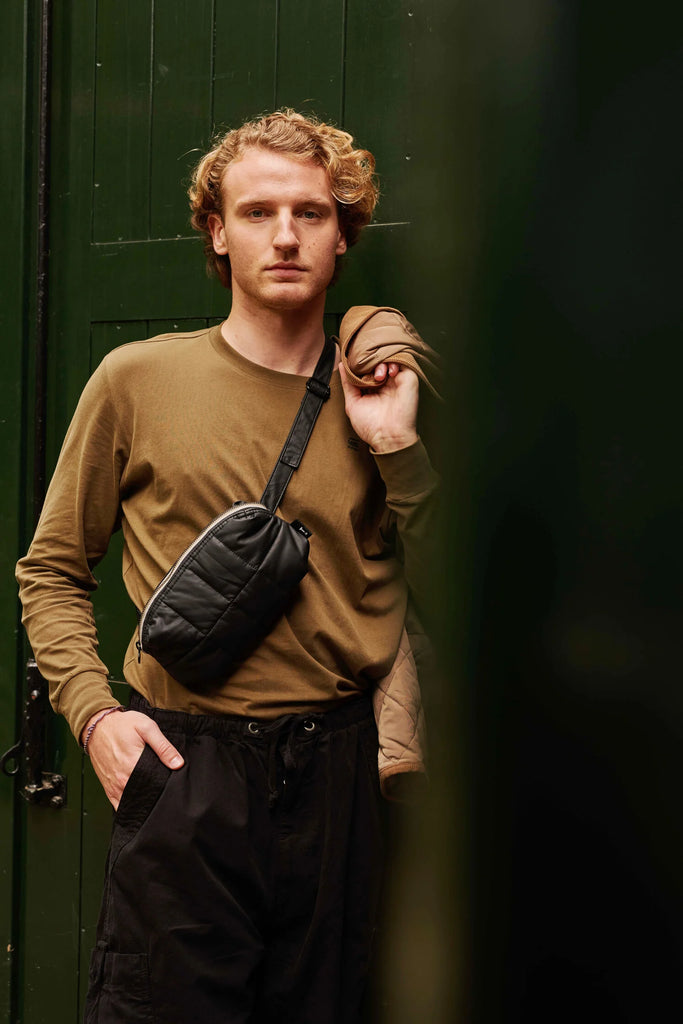 Cilou svört mittistaska / Cilou black belt bag