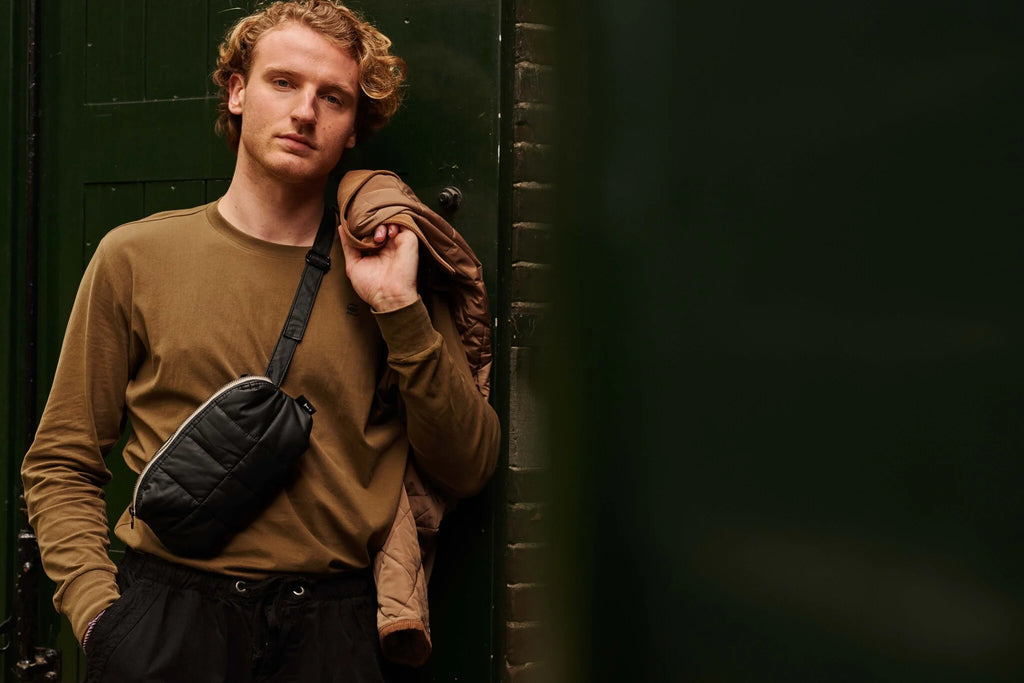 Cilou svört mittistaska / Cilou black belt bag