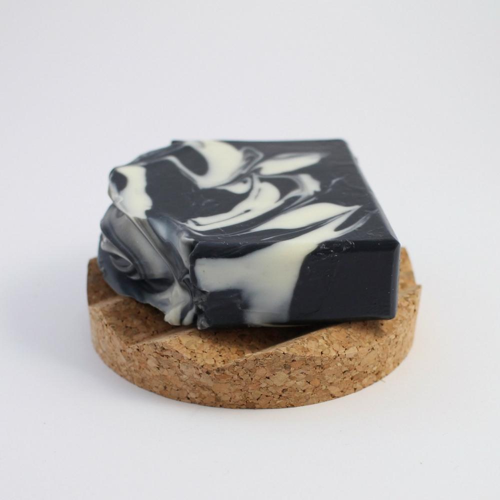 Sápudiskur úr Korki / Cork Soapdish
