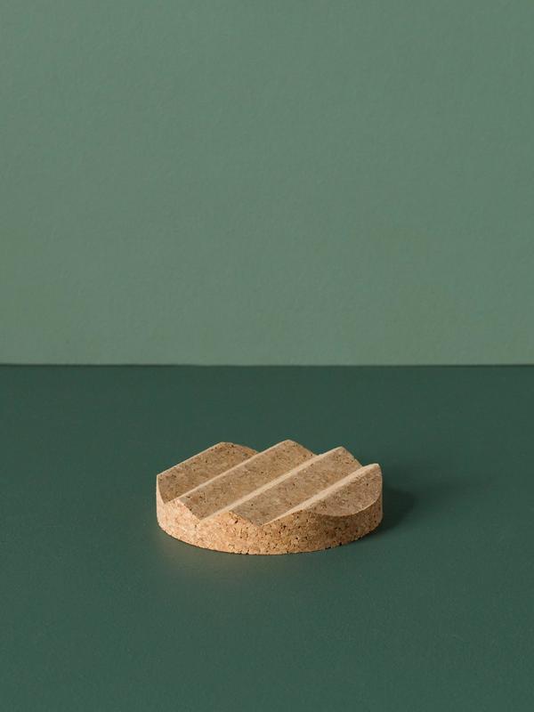 Sápudiskur úr Korki / Cork Soapdish