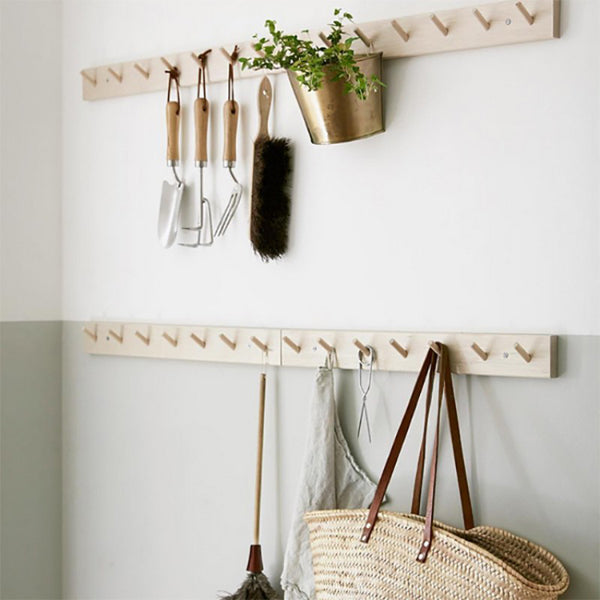 Snagabretti (3 stærðir) / Peg rail (3 sizes)