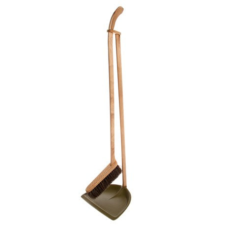 Fægiskófla & Kústur á Standi / Standing dustpan & Brush Set