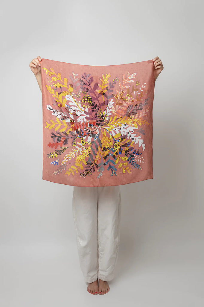 Ylja silk scarf - pink